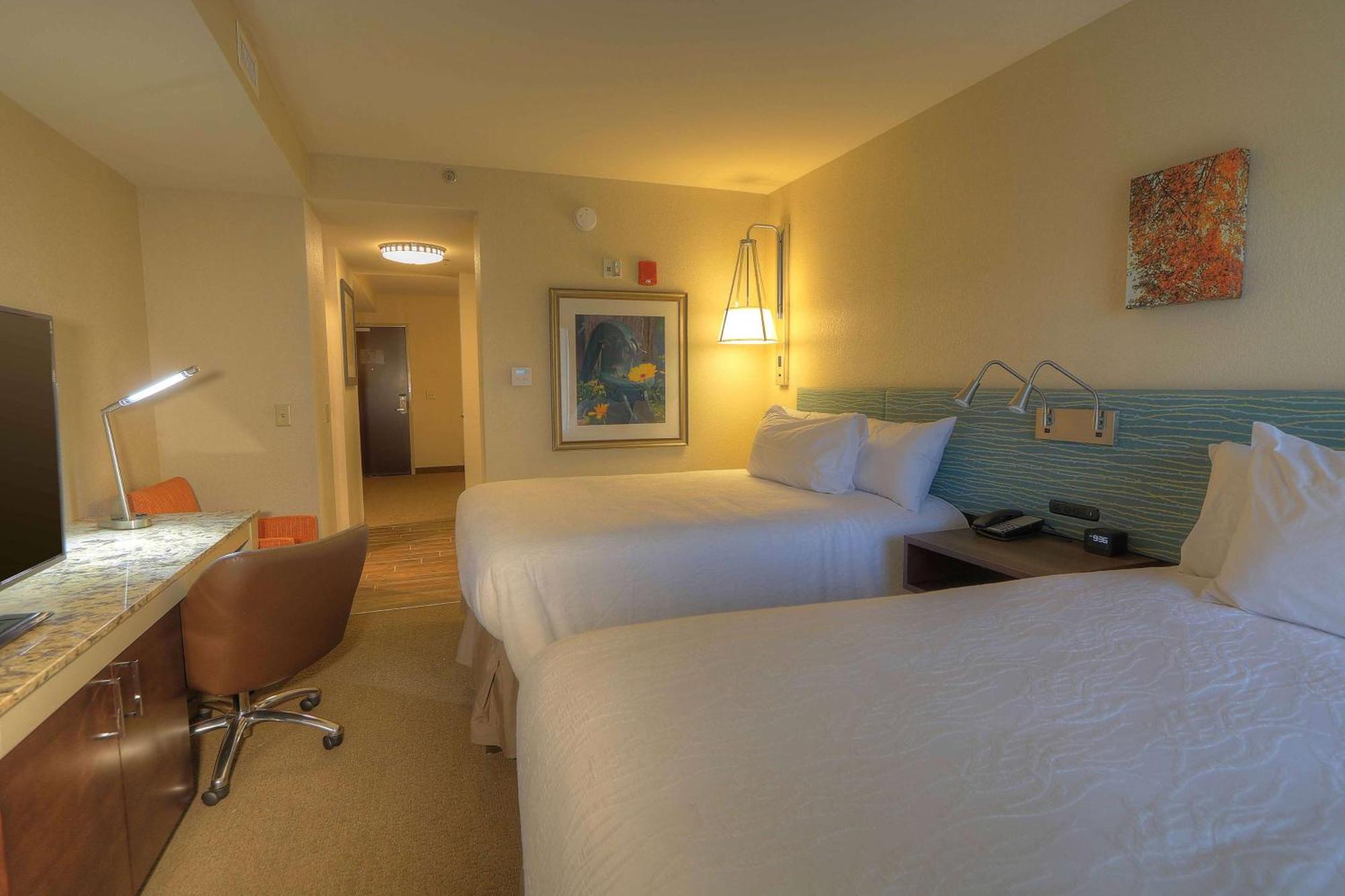 Hilton Garden Inn Пиджен-Фордж Экстерьер фото