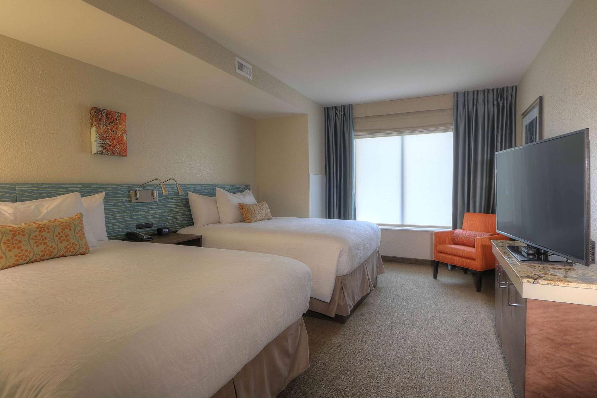 Hilton Garden Inn Пиджен-Фордж Экстерьер фото