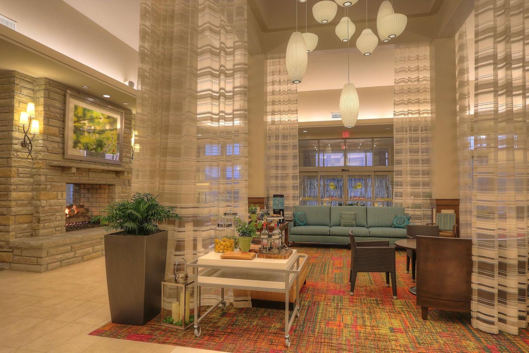 Hilton Garden Inn Пиджен-Фордж Экстерьер фото