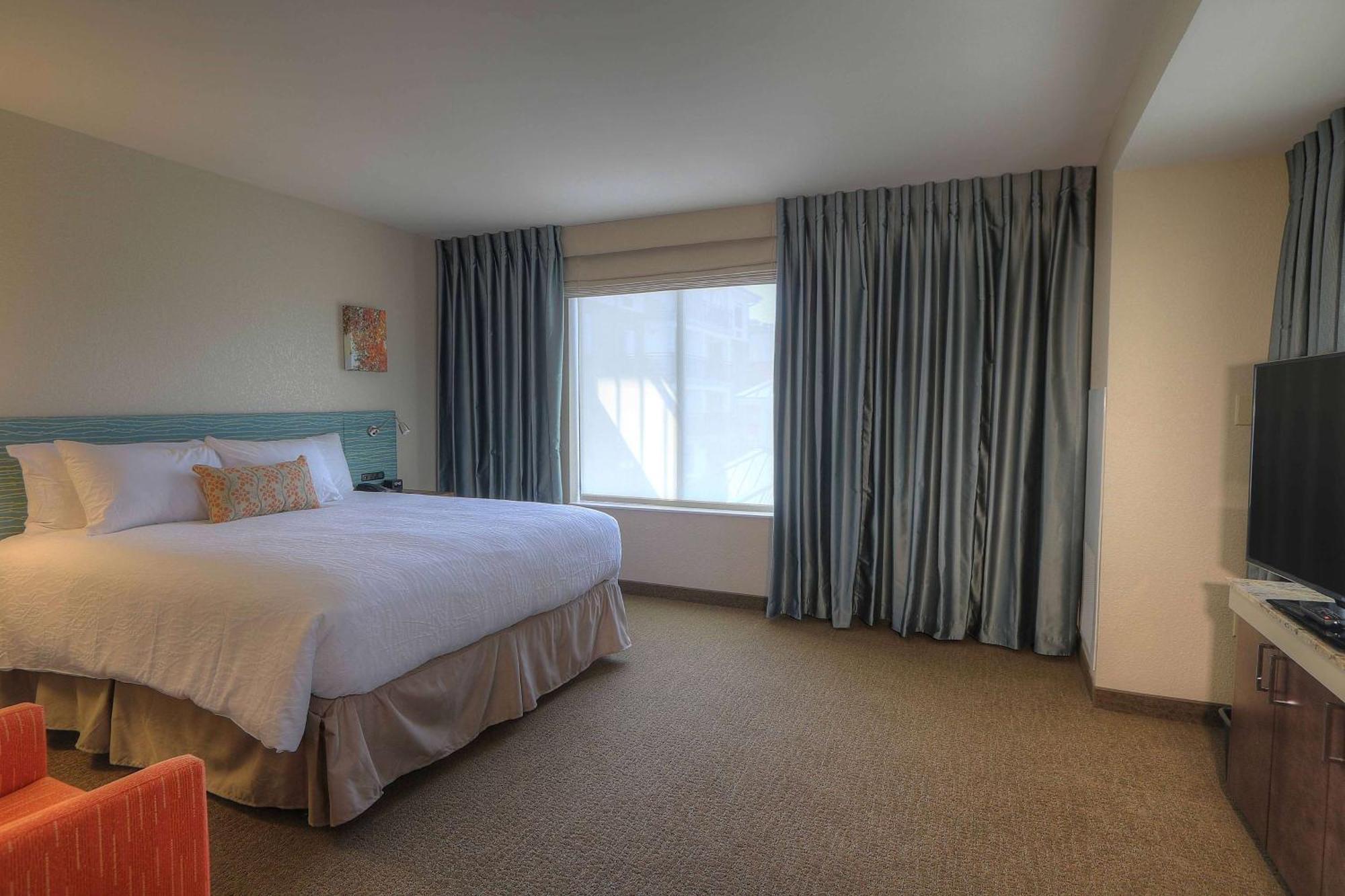Hilton Garden Inn Пиджен-Фордж Экстерьер фото