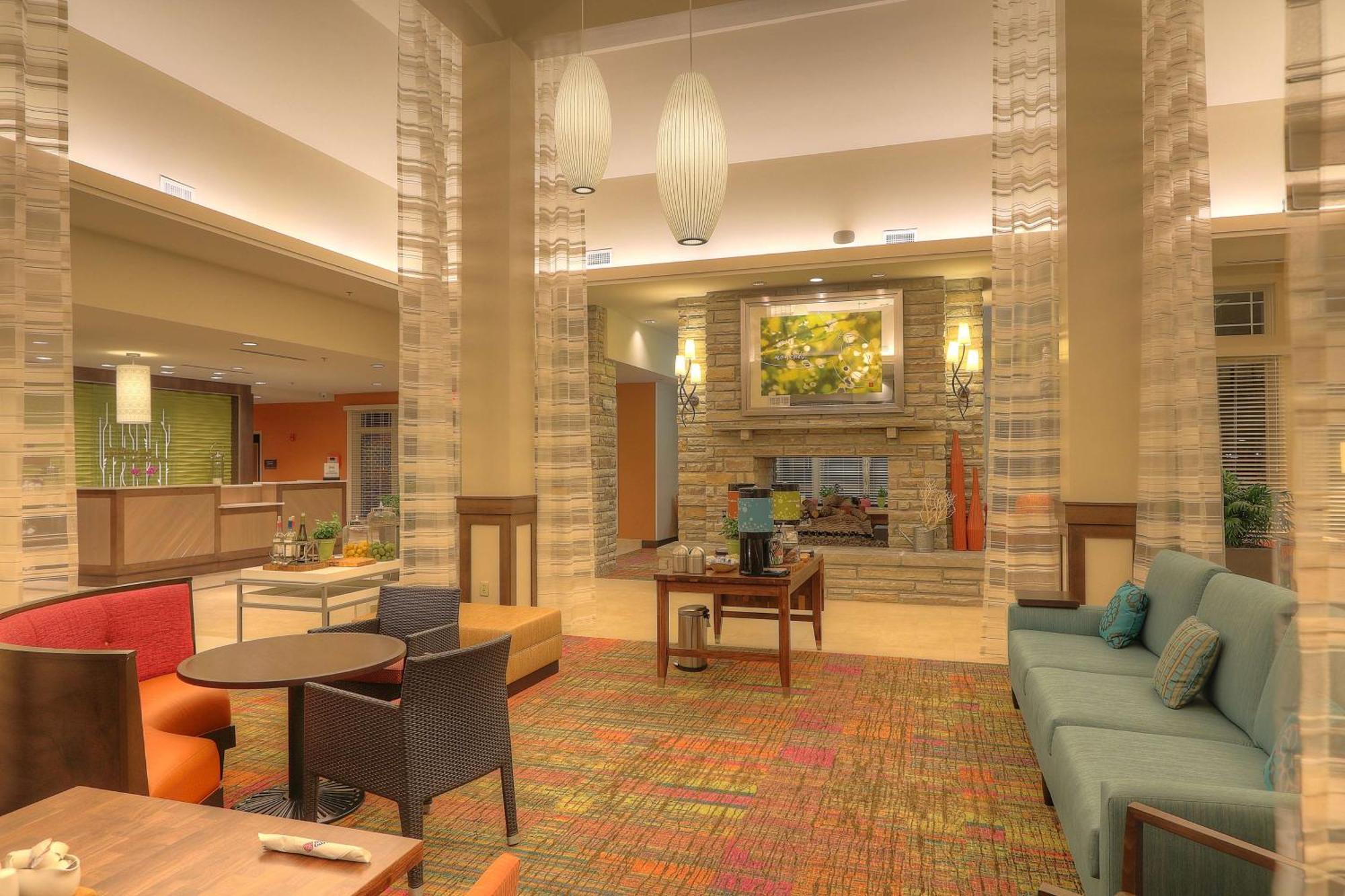 Hilton Garden Inn Пиджен-Фордж Экстерьер фото